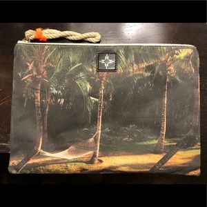 India Hicks Insta Pouch Hammock